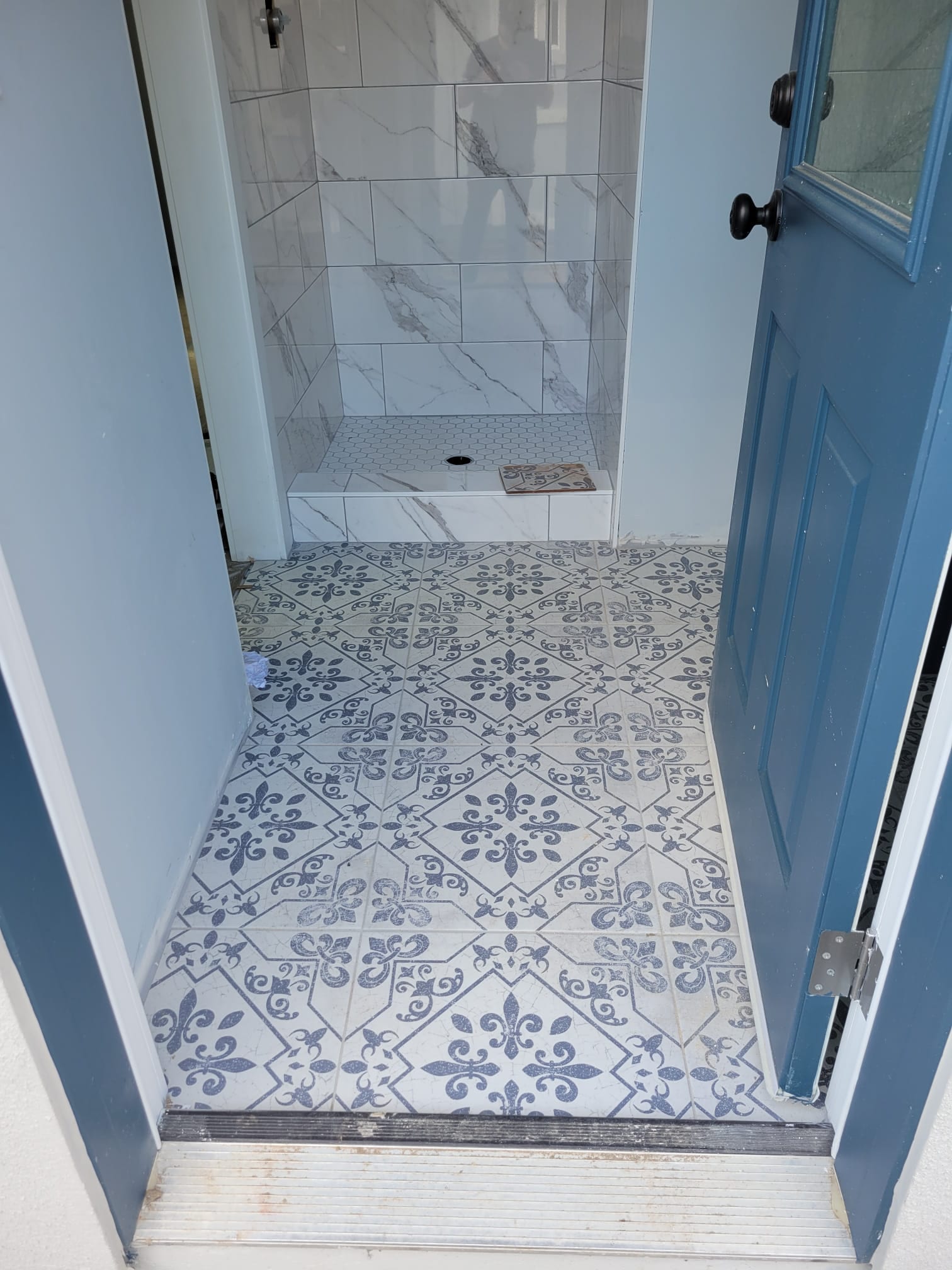 47th St. ADU shower niche, alternate angle