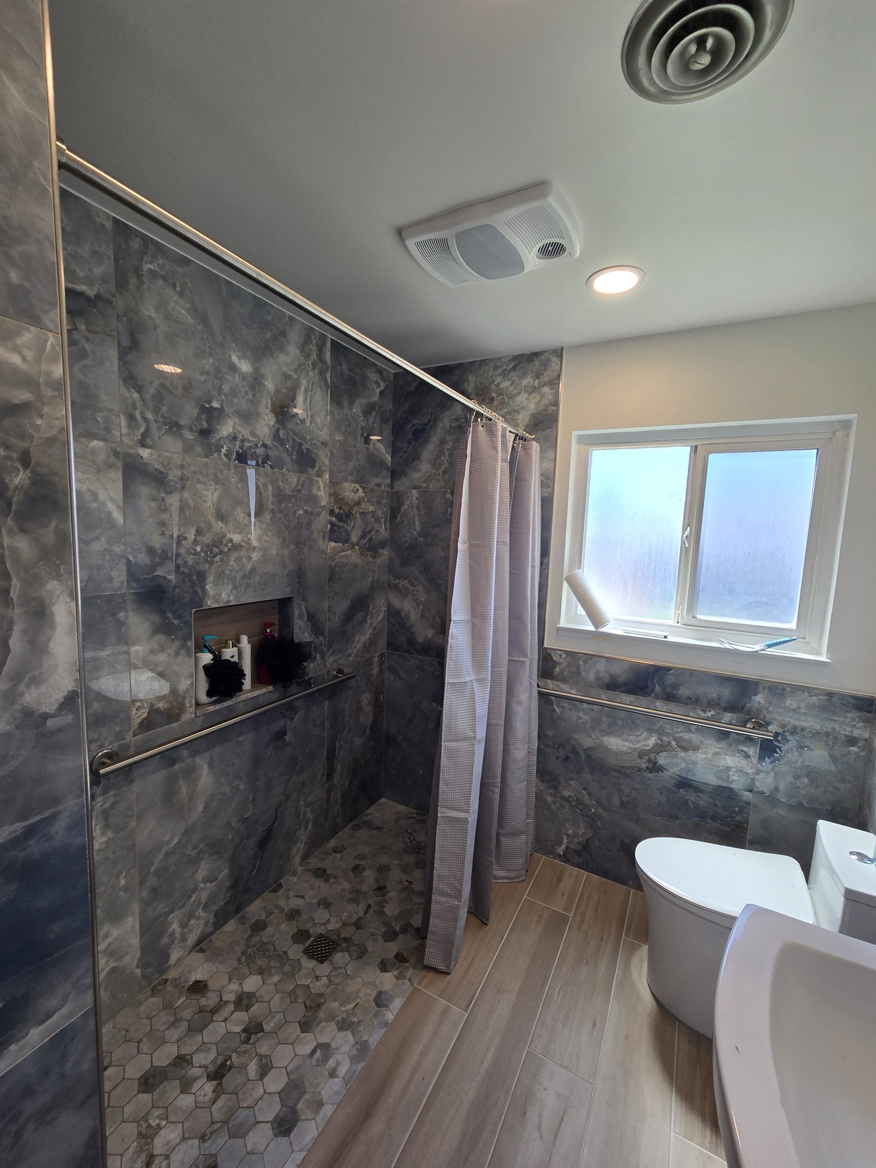 Marble tile shower detail