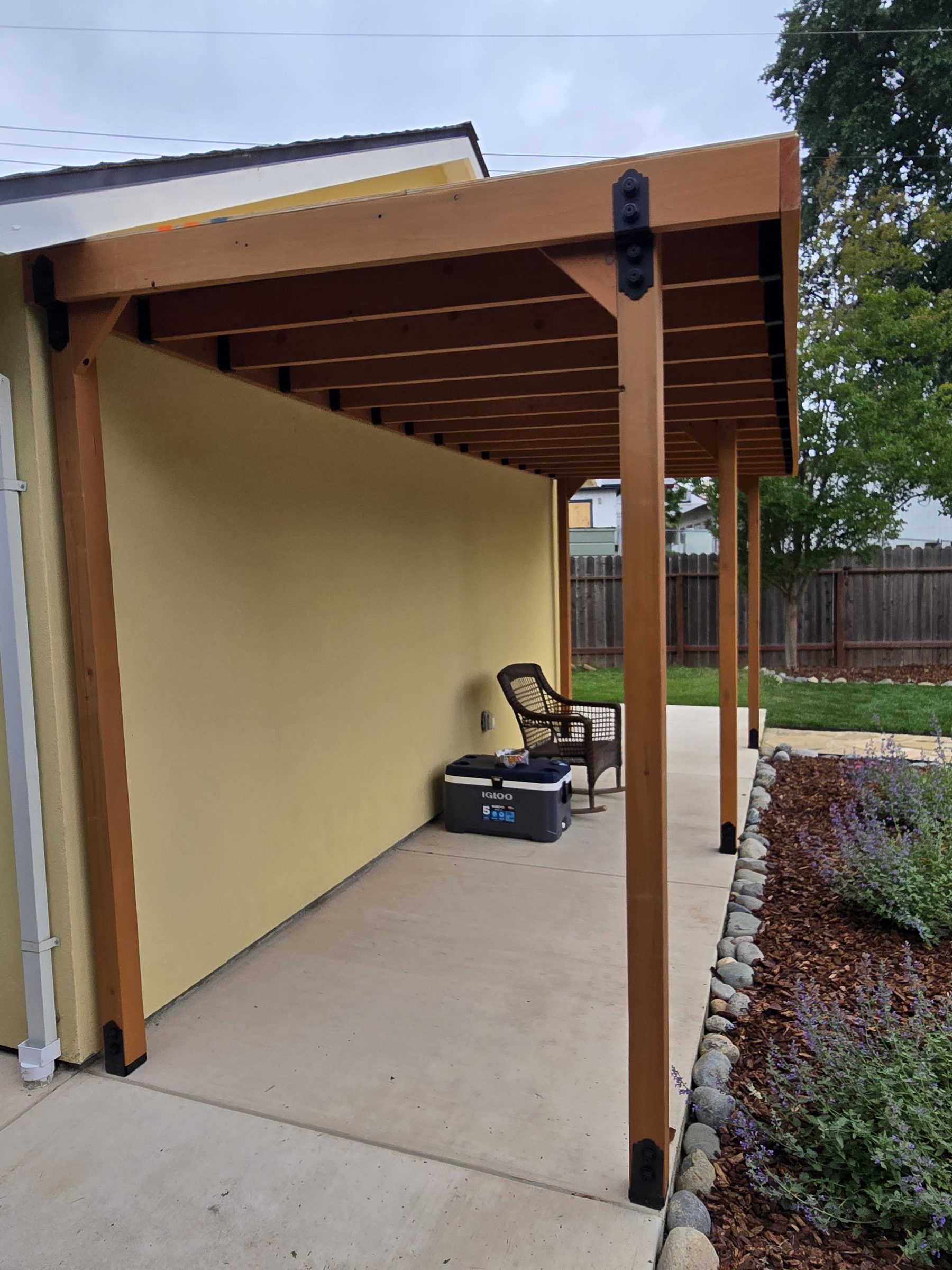 Shade structure post and beam detail