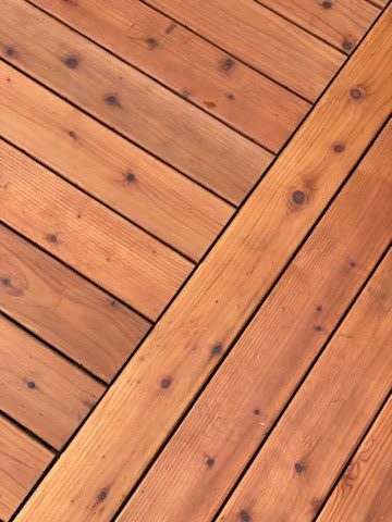 Close-up of the deck board pattern